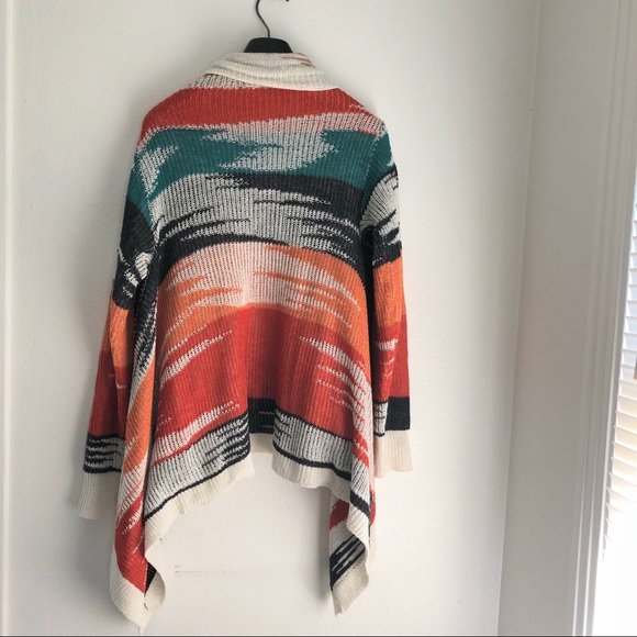 Sz M SW Design Sweater - Picture 4 of 7